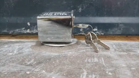 Dsipositivo - Persianas met&aacute;licas en Sant Just