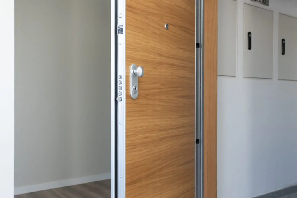 Que opciones de puertas blindadas ofrecen mayor seguridad en Sant Just Desvern - ¿Qué opciones de puertas blindadas ofrecen mayor seguridad en Sant Just Desvern?